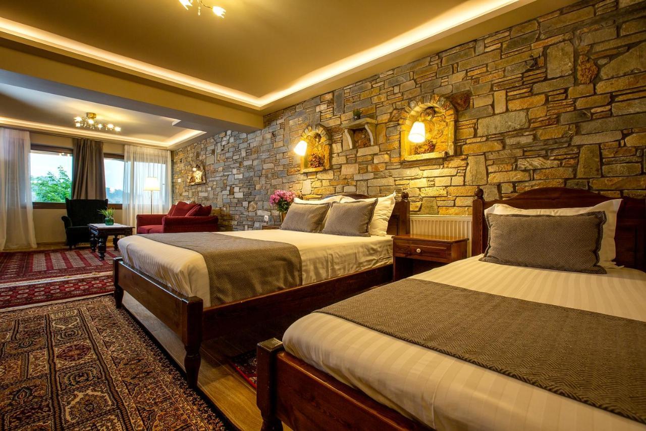 La Noi Guesthouse Samarína Dış mekan fotoğraf