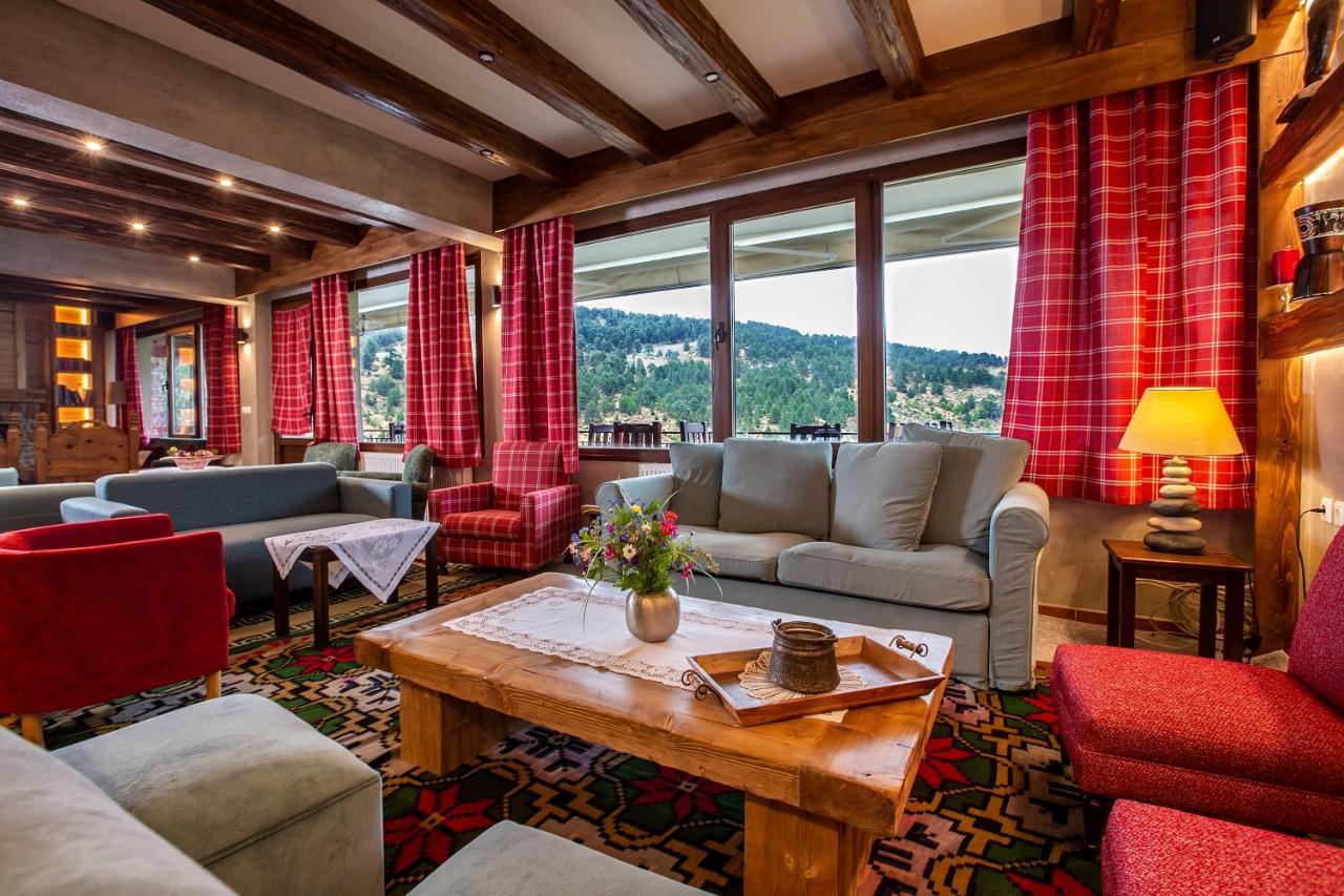 La Noi Guesthouse Samarína Dış mekan fotoğraf