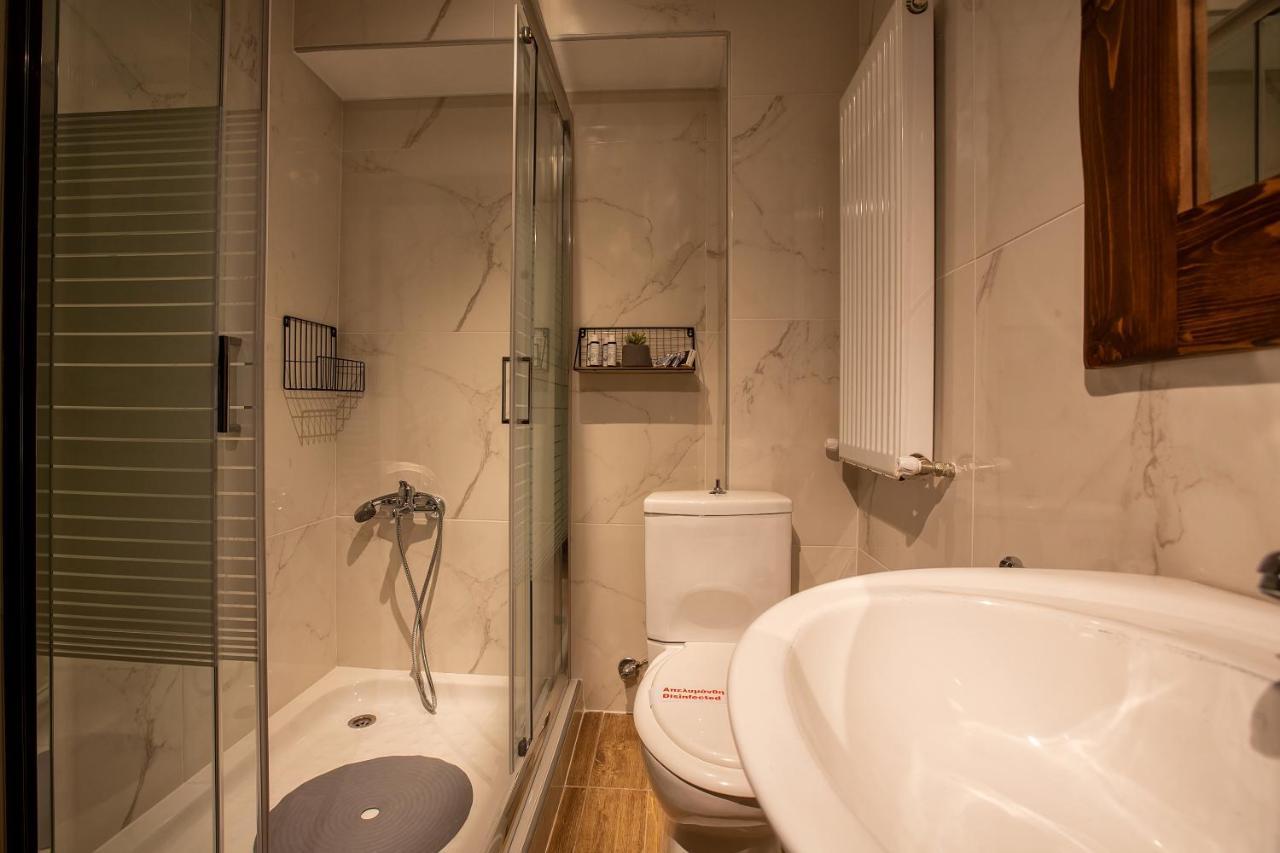 La Noi Guesthouse Samarína Dış mekan fotoğraf